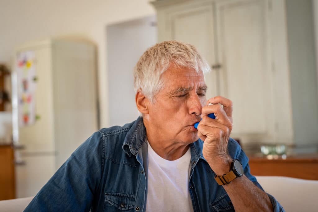 Home health care helps seniors mitigate asthma issues and attacks.